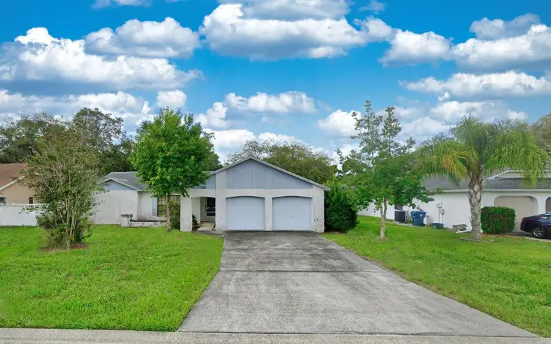7328 Flyway Dr, FL
