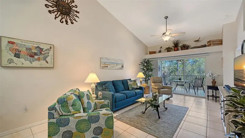 4655 Tower Hill Ln #2422, FL