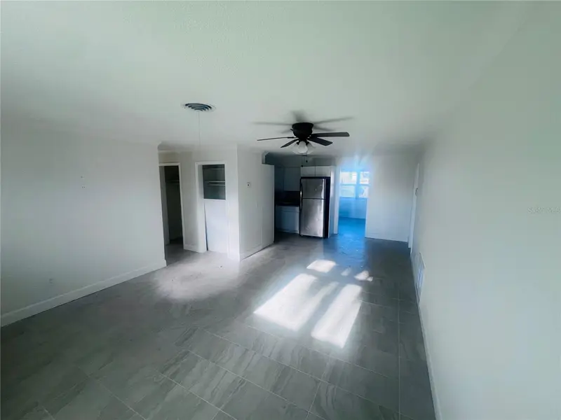 323 Scotland Dr, FL