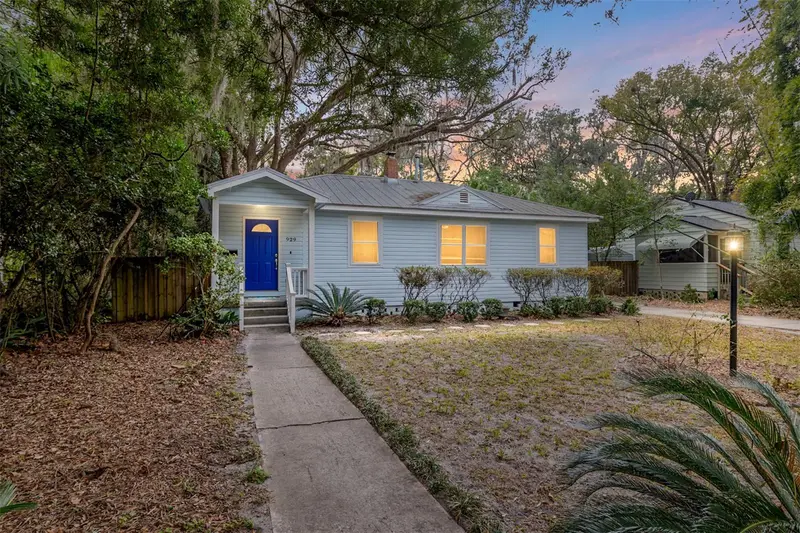 929 Ne 7th Ave, FL