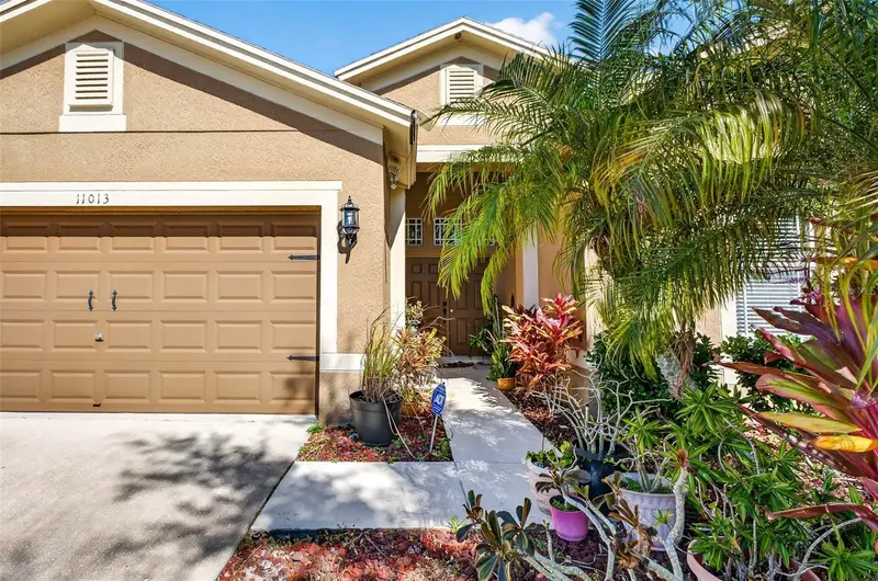 11013 Rockledge View Dr, FL