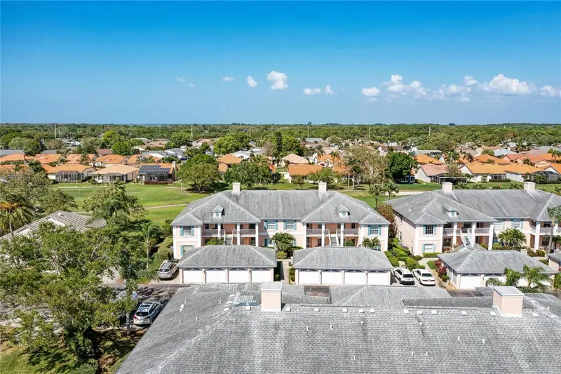 4202 Caddie Dr E #201, FL