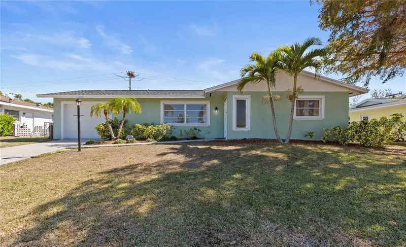 6725 Roxbury Drive, FL