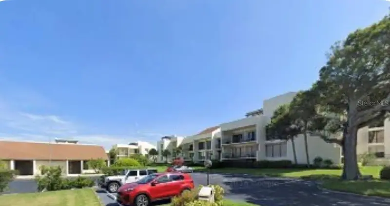 50 Coe Rd #322, FL