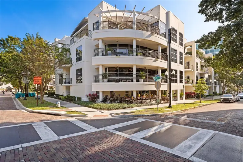 1 S Eola Dr #3, FL