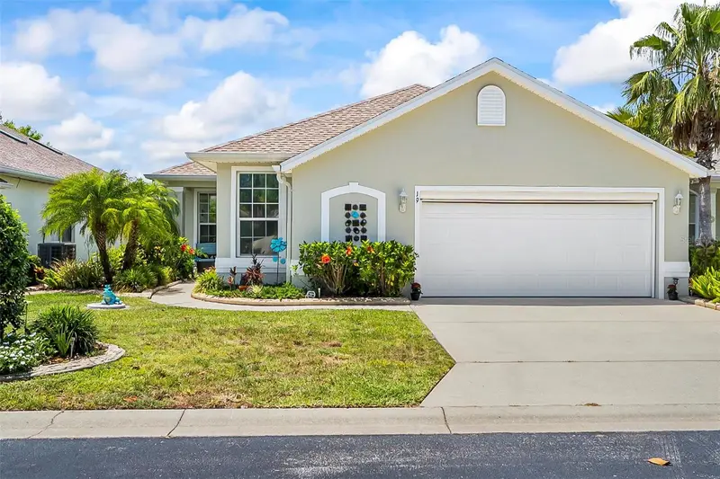 19 Raintree Cir, FL