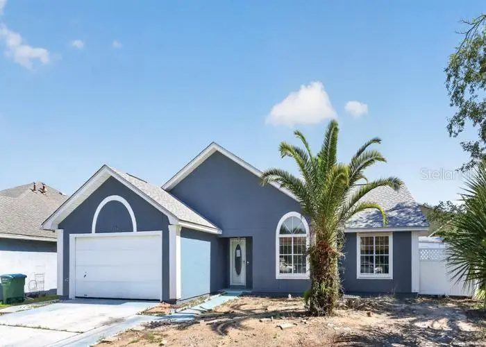 104 Seashell Ct, FL
