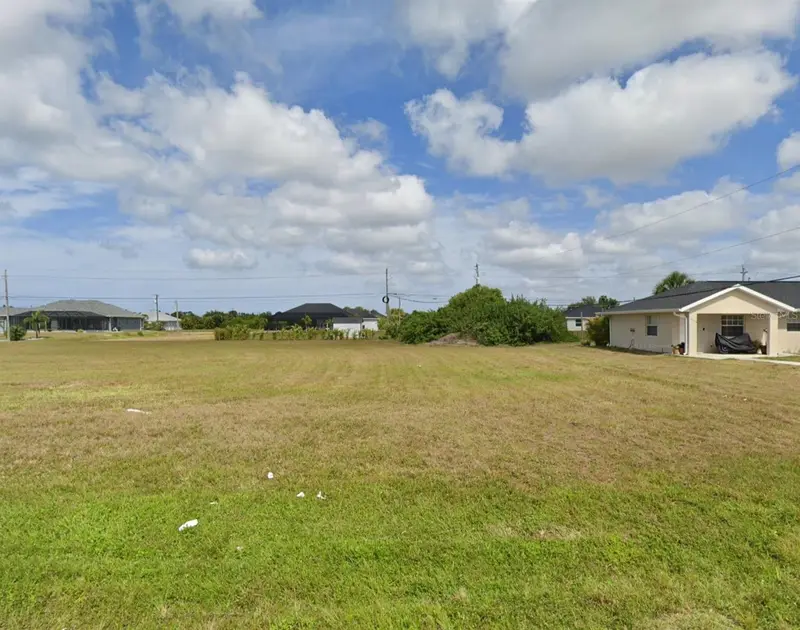 303 Boundary Blvd, FL