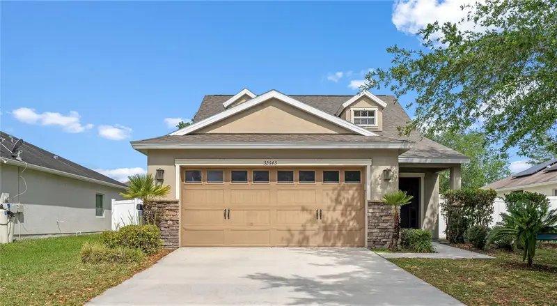 32643 Coldwater Creek Loop, FL