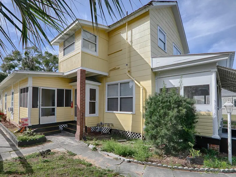 422 E Citrus Ave, FL