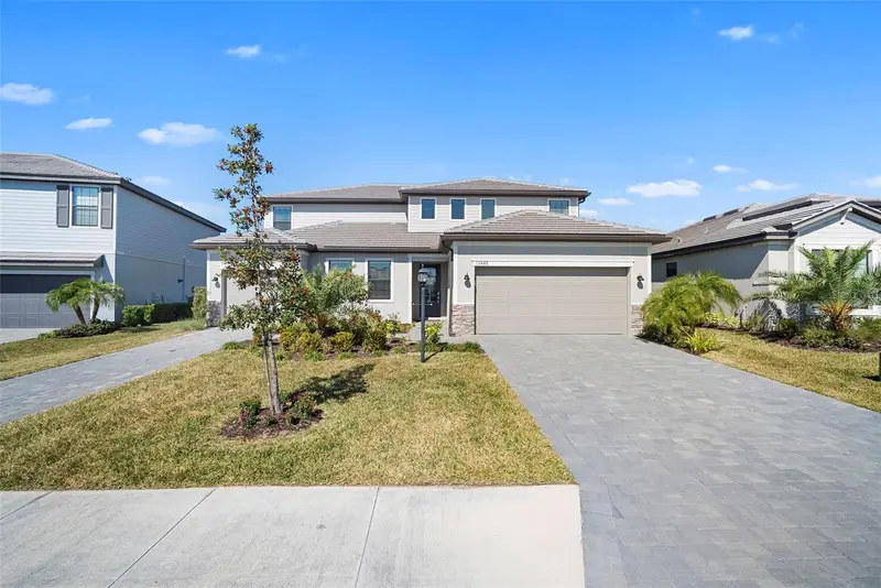 15449 White Linen Dr, FL