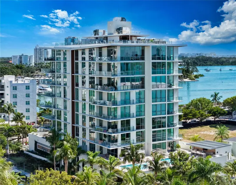 111 Golden Gate #403, FL
