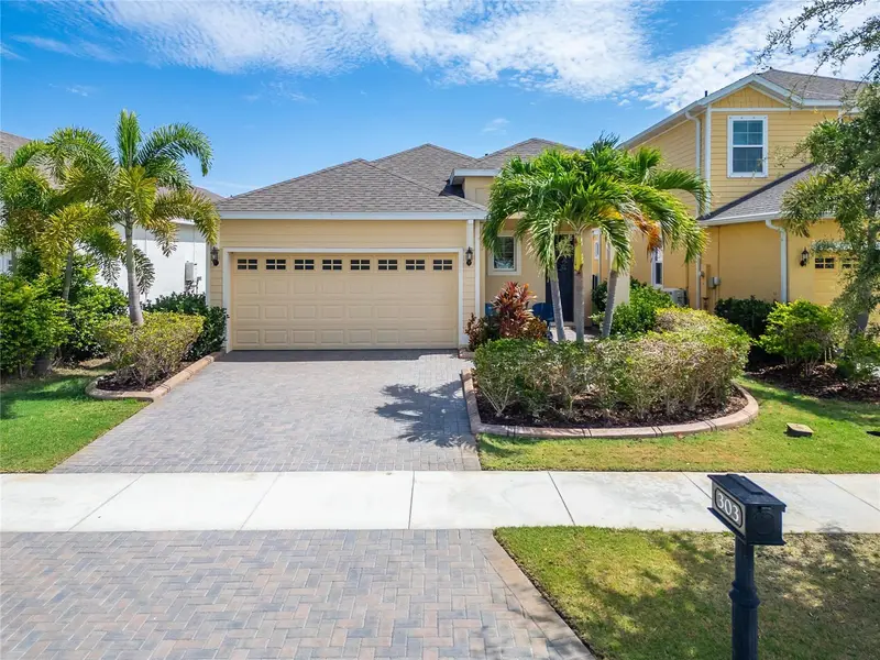 303 Blackrock Ln, FL