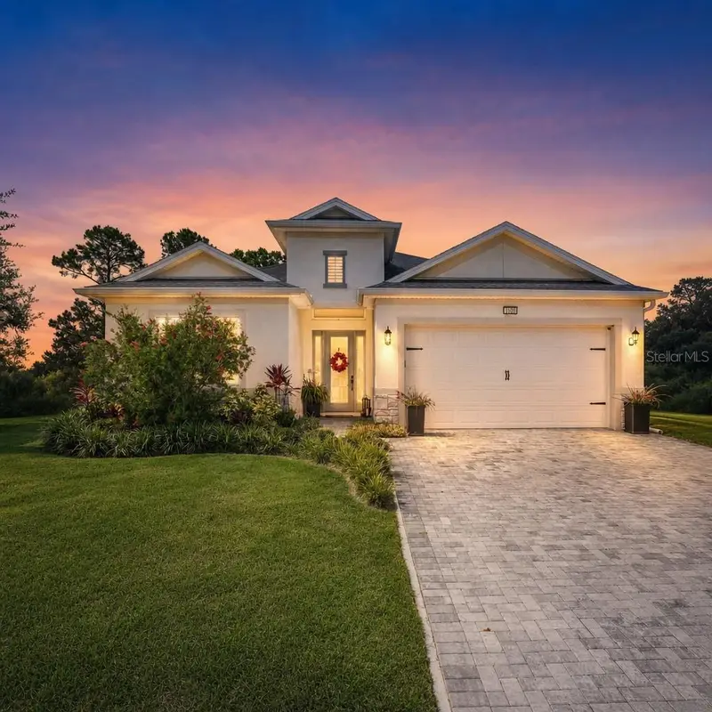 1990 Wallingford Loop, FL