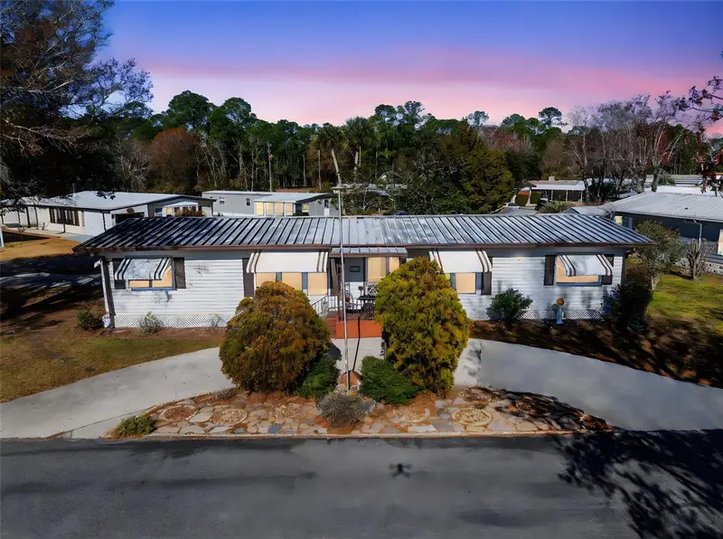 232 Meadow Lark Dr, FL
