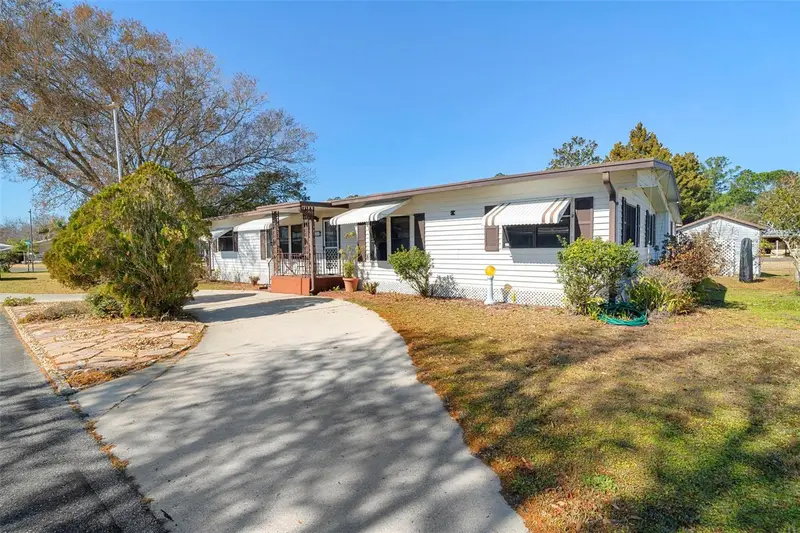232 Meadow Lark Dr, FL