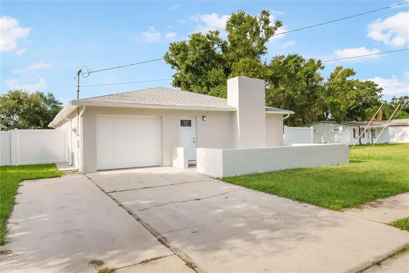 3818 W Iowa Ave, FL