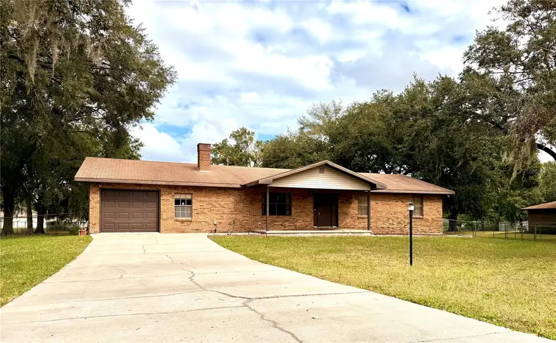 1523 Brangus Dr, FL