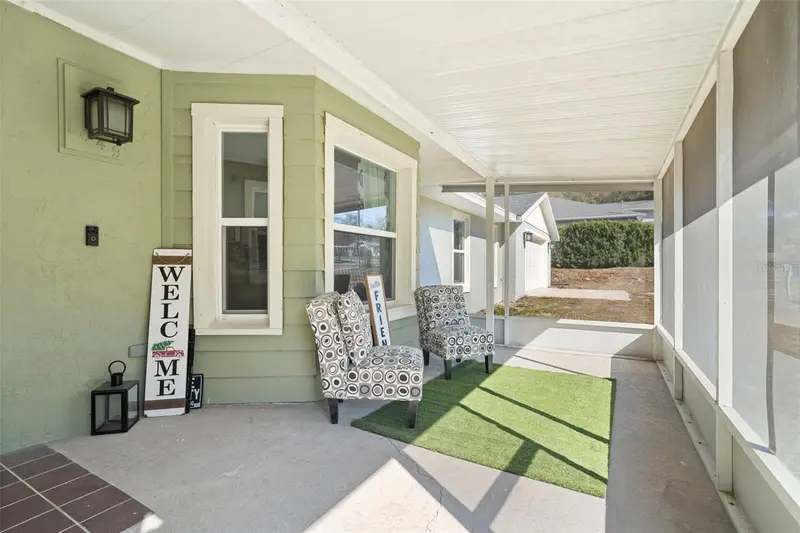 1049 W New York Ave, FL