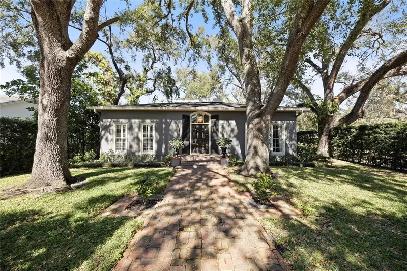 3301 W Morrison Ave, FL