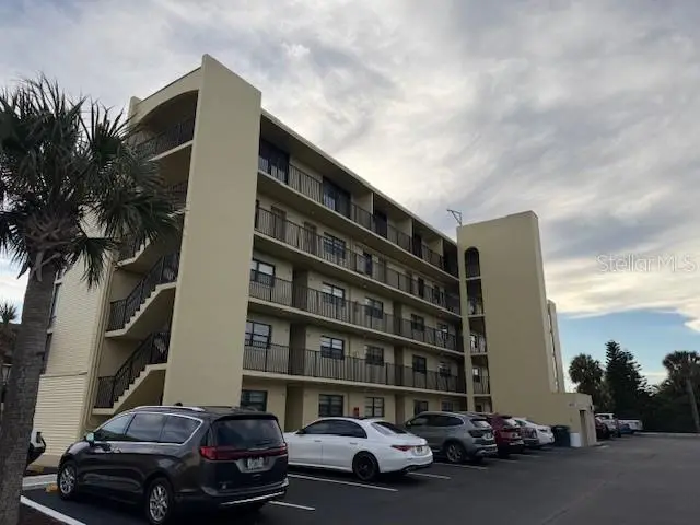 1437 N Atlantic Ave #410, FL