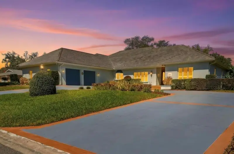 133 Arrowhead Ln, FL