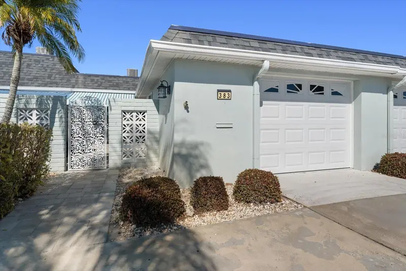 383 Boca Ciega Point Blvd N, FL