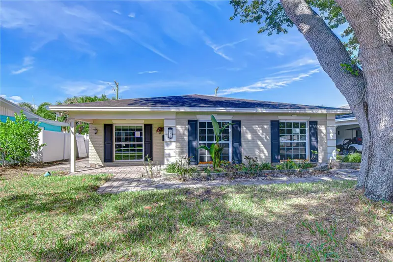 615 E Davis Blvd, FL