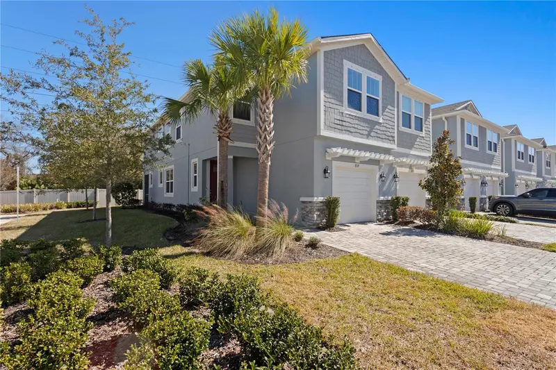 8519 Primrose Willow Pl, FL