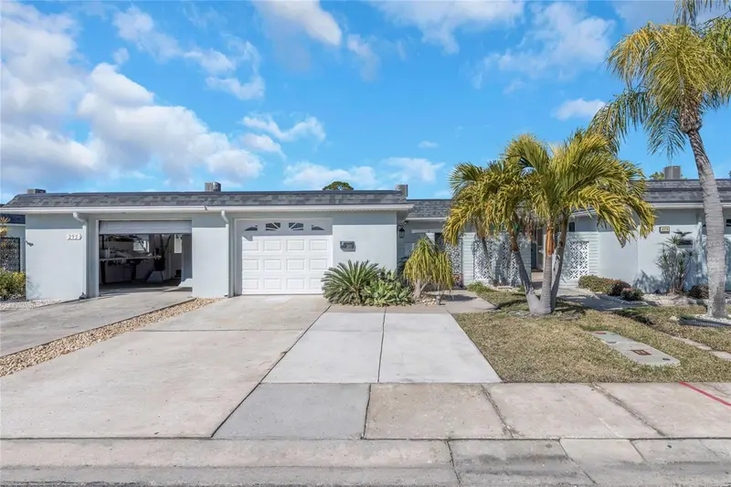 285 Boca Ciega Point Blvd N #3009, FL