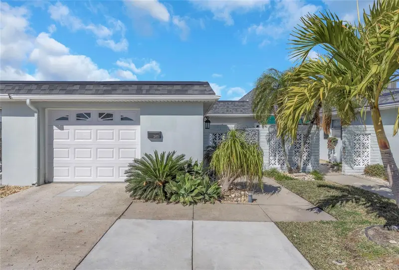 285 Boca Ciega Point Blvd N #3009, FL