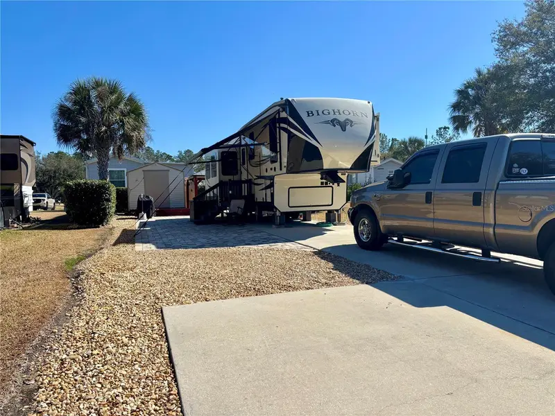 3047 Ne 102nd Avenue Rd, FL