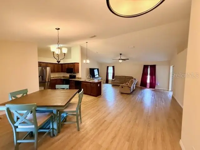 1026 Se 65th Cir, FL