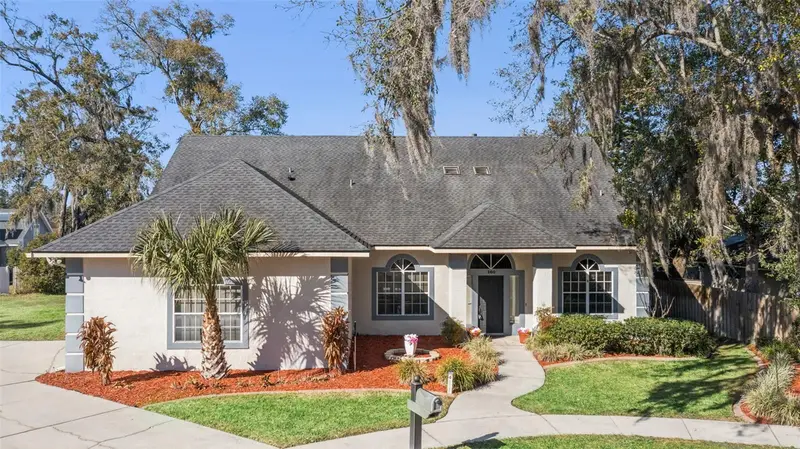 160 Academy Oaks Pl, FL
