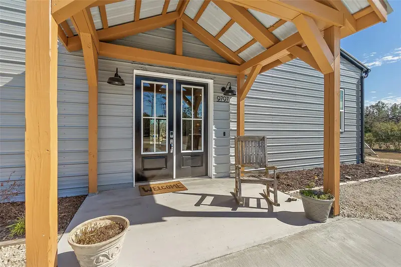 9797 County Road 305, FL