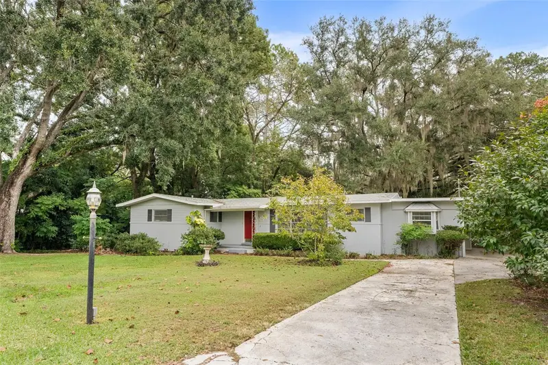 311 Nw 8th St, FL