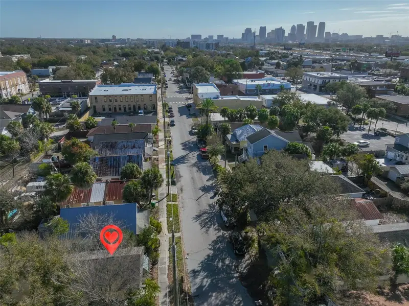 2331 W Chestnut St, FL