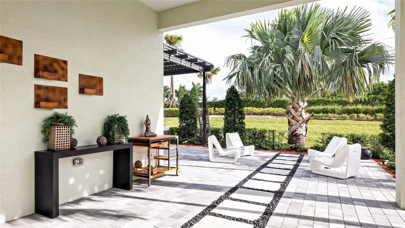 1584 Bellagio Loop, FL