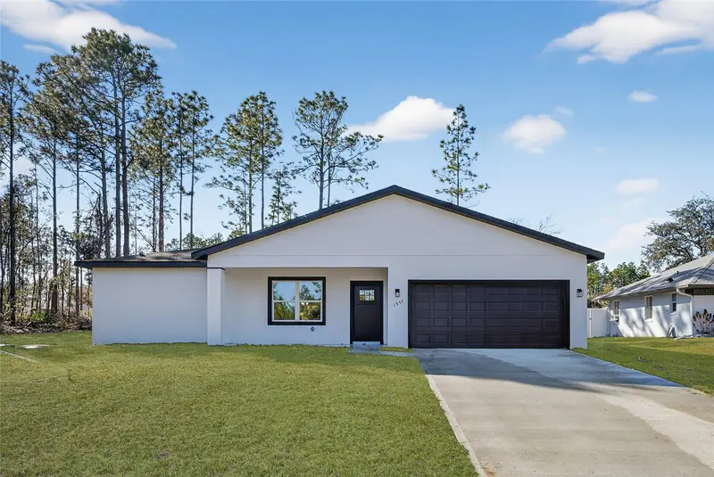 1957 W Oliver Dr, FL