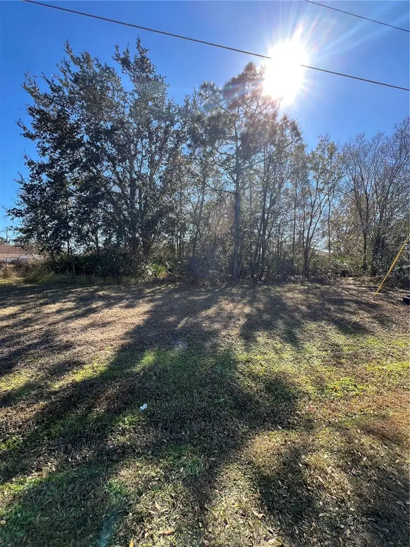 Cambourne Dr, FL
