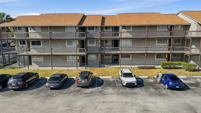 6308 Newtown Cir #8a3, FL