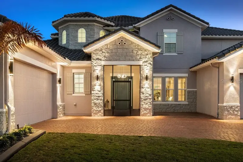 840 Spinnaker Way, FL