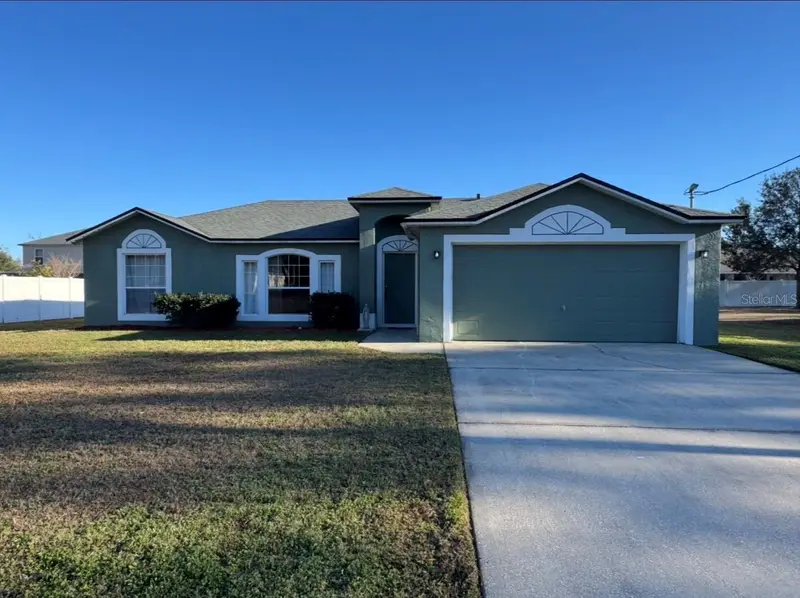 10 Squirrel Pl, FL