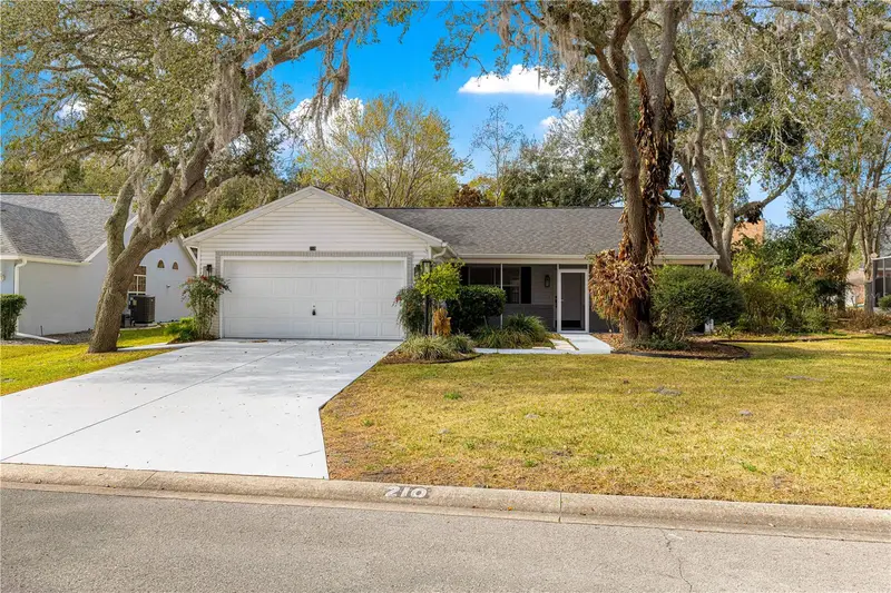 210 Palermo Pl, FL