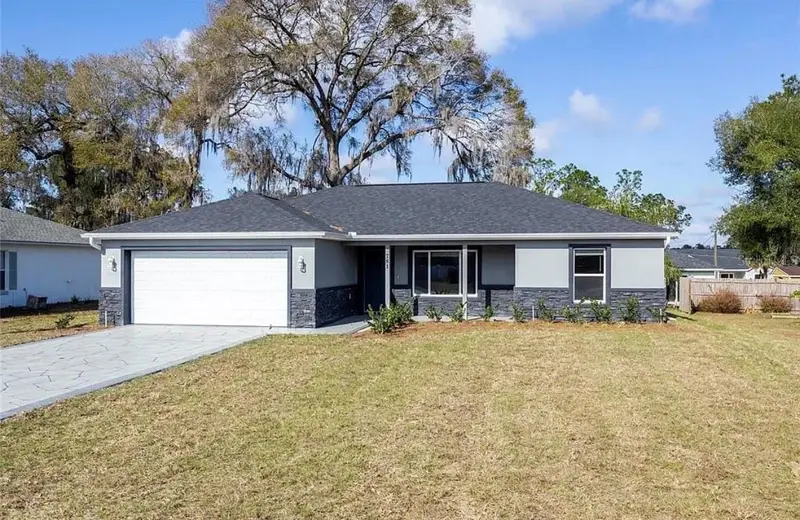 781 Ne 130th Ter, FL