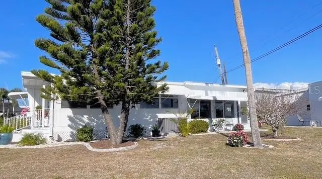 740 Carefree, FL