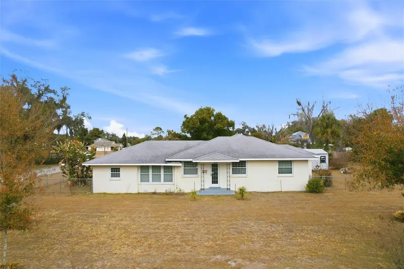 404 W Whidden St, FL