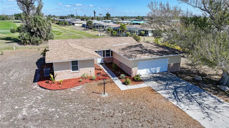 60 Rotonda Cir, FL
