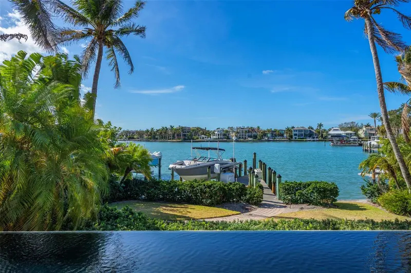 1394 Harbor Dr, FL