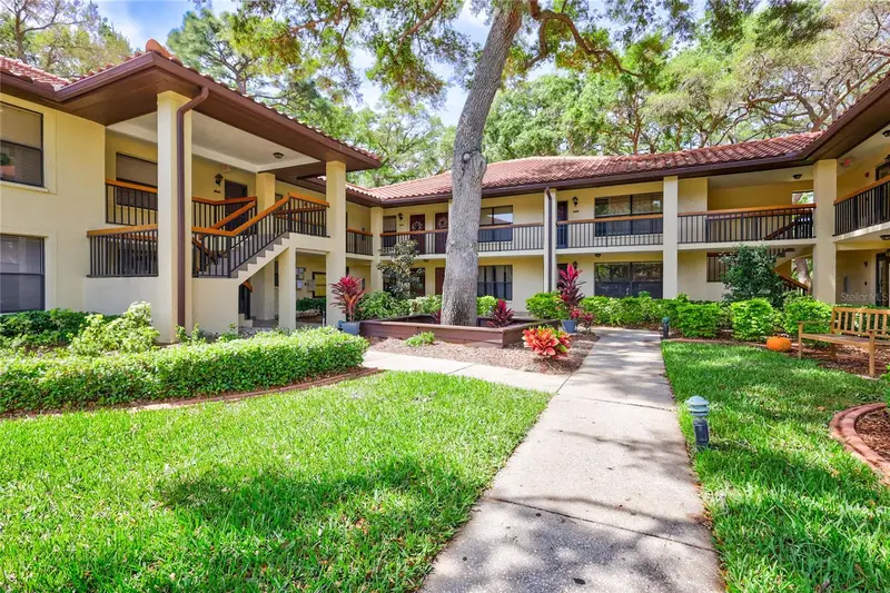 110 Hammock Pine Blvd, FL